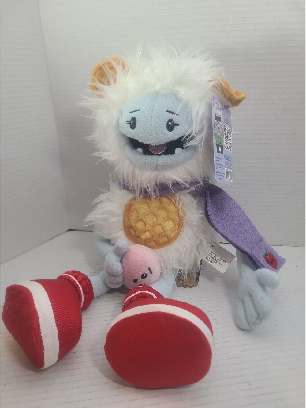 Netflix Just Play Waffles + Mochi Stuffed Plush Set New In Box